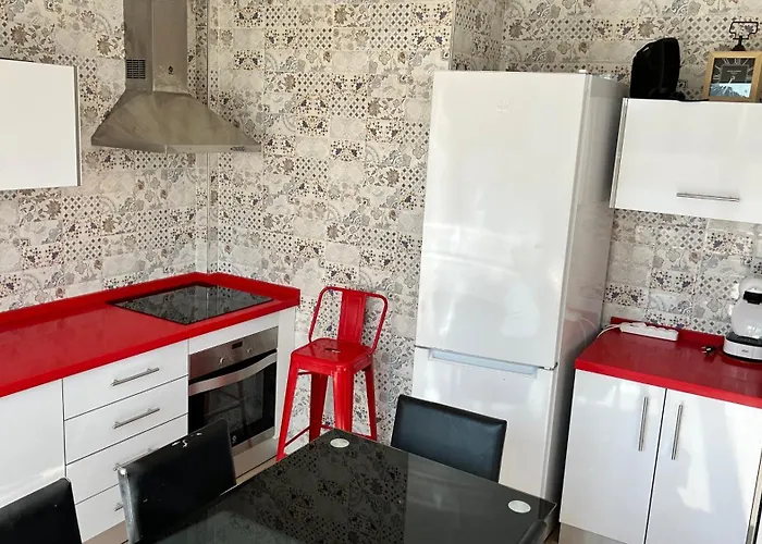Rascacielos Atico * Μάλαγα